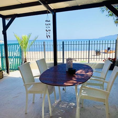 House By The Sea In Artemis Apartment Luaran gambar