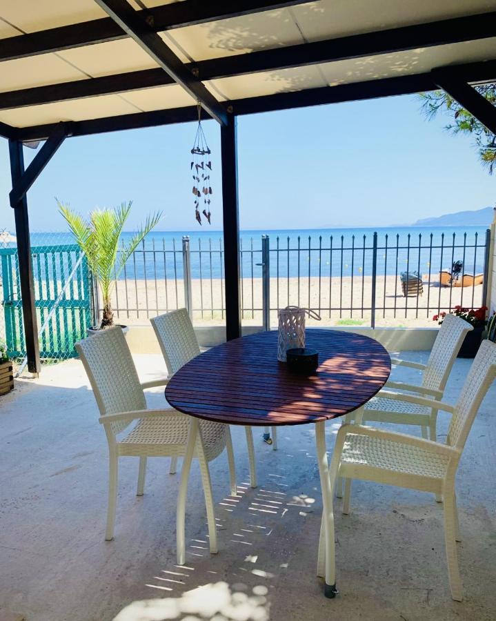 House By The Sea In Artemis Apartment Luaran gambar